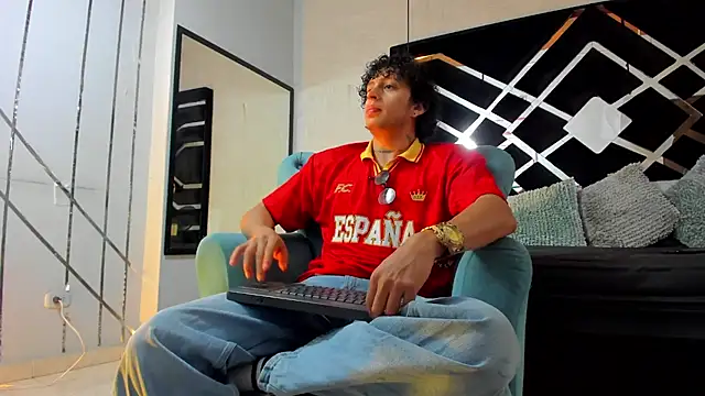 Snapshot of JayTaylorr chatting on 07.01.26 JayTaylorr online show from 07.01.26