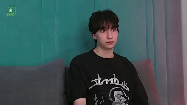 Finn Black online show from 04.23.26