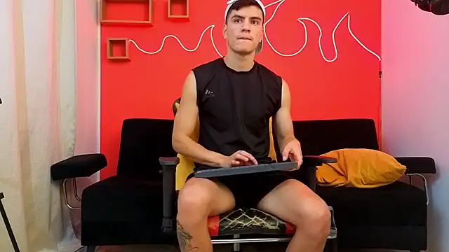 LeoTease online show from 05.14.26