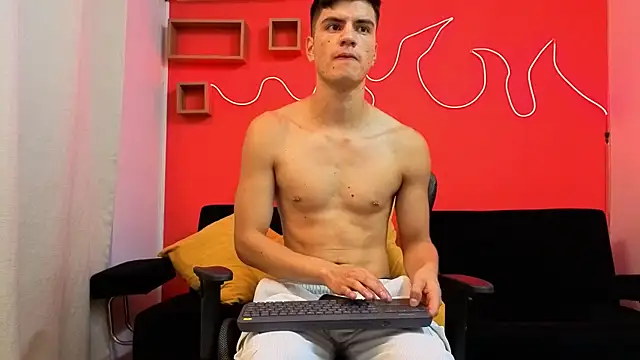 LeoTease online show from 05.15.26