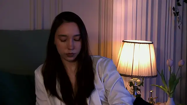 Suzaneey online show from 06.19.26