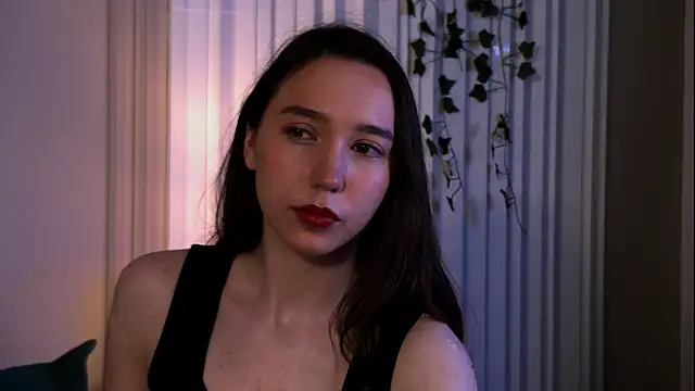 Suzaneey online show from 06.20.26