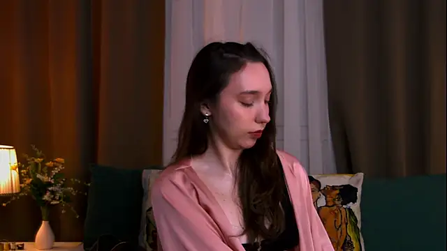 Suzaneey online show from 07.10.26