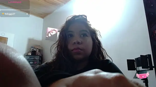 M1la 18 online show from 05.19.26