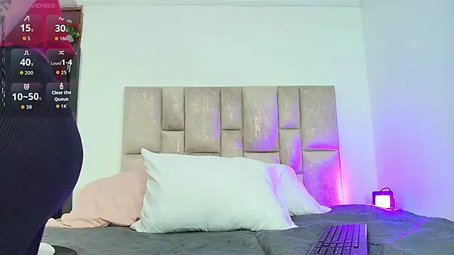 hott mature online show from 05.21.26
