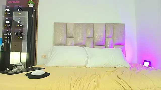 hott mature online show from 05.23.26