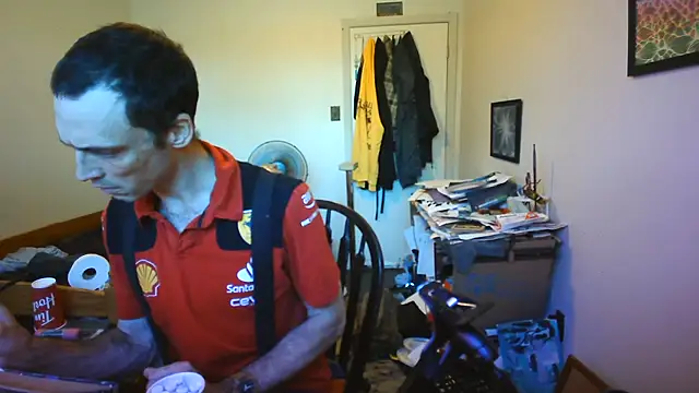 JohnnyMoves online show from 08.04.26