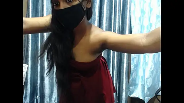 Snapshot of Sizu_ chatting on 04.27.26 Sizu online show from 04.27.26