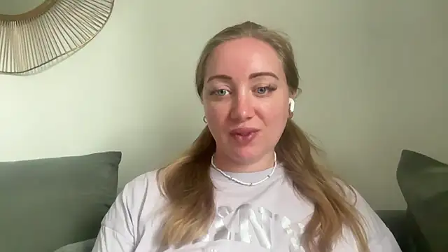 arielsweetieee online show from 06.30.26