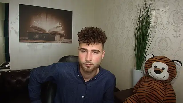 KyloEast online show from 04.25.26