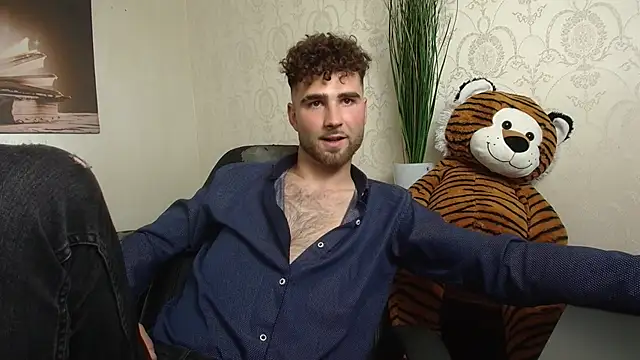 KyloEast online show from 04.25.26