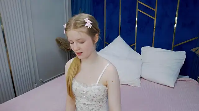 LilianHowards online show from 04.25.26