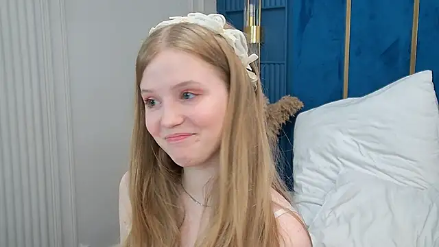 LilianHowards online show from 06.12.26