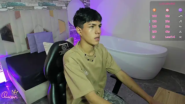Snapshot of Damian_tay chatting on 05.07.26 Damian tay online show from 05.07.26