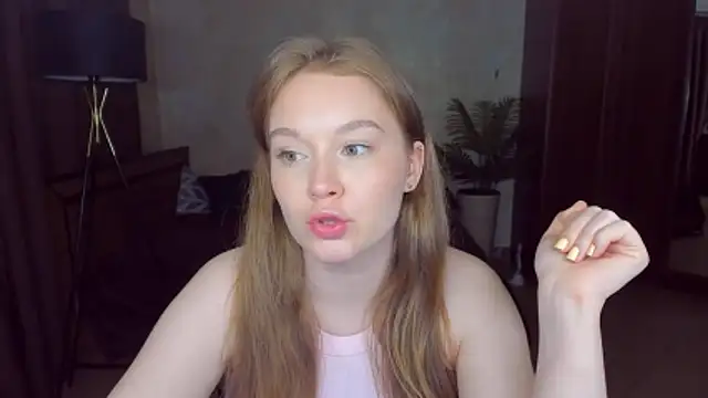 Snapshot of ValeriSunny chatting on 05.26.26 ValeriSunny online show from 05.26.26