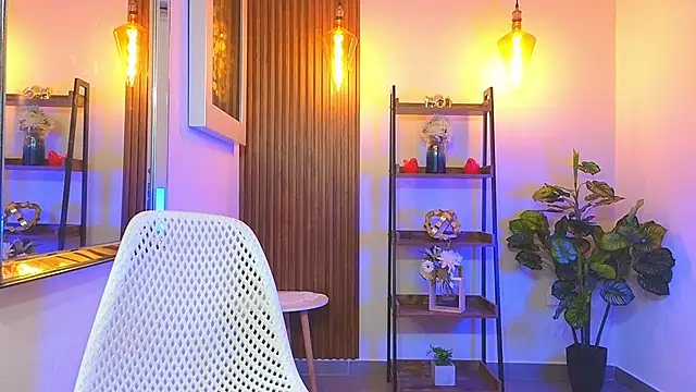 Cherry Vixen  online show from 04.27.26