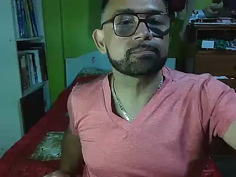 Snapshot of CarlossexVen chatting on 05.09.26 CarlossexVen online show from 05.09.26