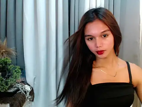 Snapshot of marie_castro chatting on 05.05.26 marie castro online show from 05.05.26