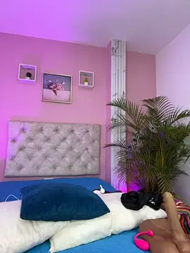 Snapshot of caro_lovings chatting on 07.18.26 caro lovings online show from 07.18.26
