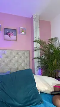 Snapshot of caro_lovings chatting on 07.30.26 caro lovings online show from 07.30.26