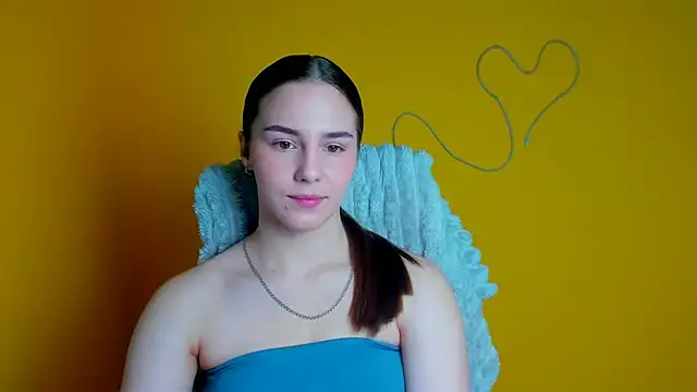 Snapshot of Kyara_ra chatting on 05.22.26 Kyara ra online show from 05.22.26