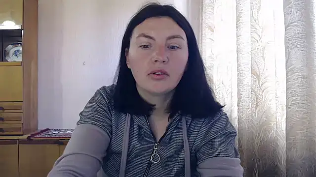 AlinaxJames online show from 04.24.26