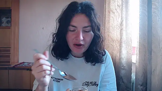 AlinaxJames online show from 07.11.26