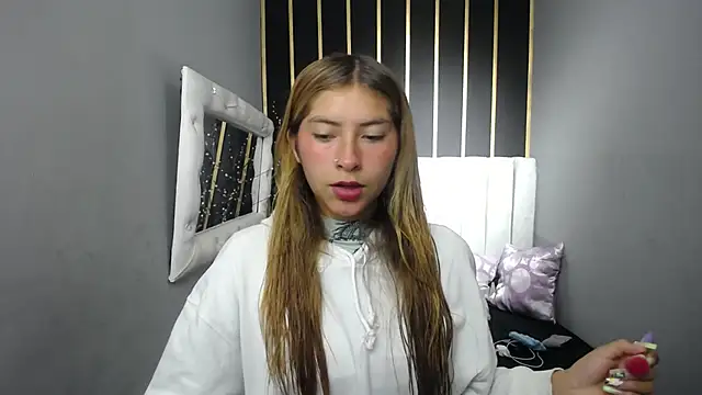 nancy blonde online show from 06.05.26