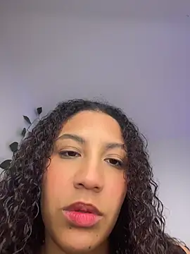 Snapshot of Daphnne_Curly chatting on 07.12.26 Daphnne Curly online show from 07.12.26