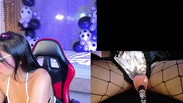 Snapshot of LuciaReid chatting on 06.12.26 LuciaReid online show from 06.12.26