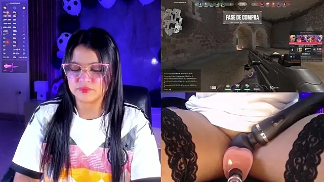 Snapshot of LuciaReid chatting on 06.26.26 LuciaReid online show from 06.26.26