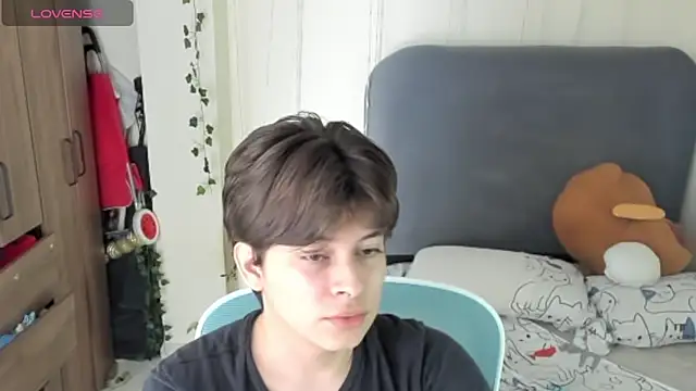 Snapshot of Felixzyn chatting on 06.05.26 Felixzyn online show from 06.05.26