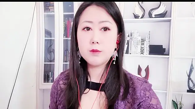 LXU9 online show from 05.09.26
