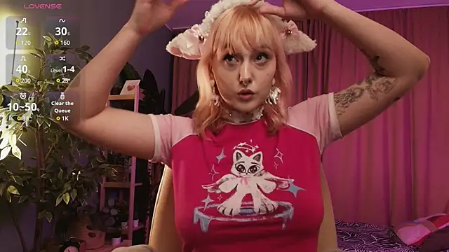 Emma Thomps online show from 05.25.26