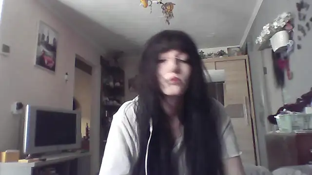 Snapshot of ChargedReign chatting on 04.26.26 ChargedReign online show from 04.26.26