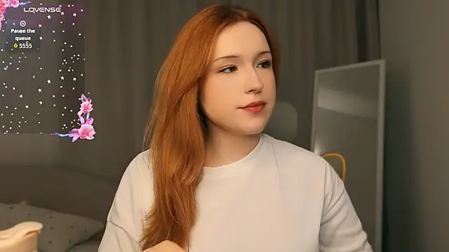 Snapshot of flaremoon chatting on 05.19.26 flaremoon online show from 05.19.26