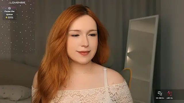 Snapshot of flaremoon chatting on 05.25.26 flaremoon online show from 05.25.26