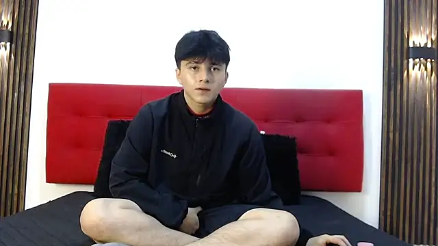 LunayDream online show from 04.19.26