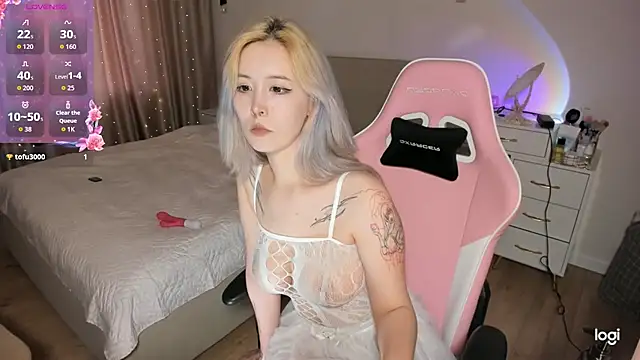 kitsuneari online show from 04.20.26