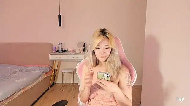 kitsuneari online show from 05.13.26