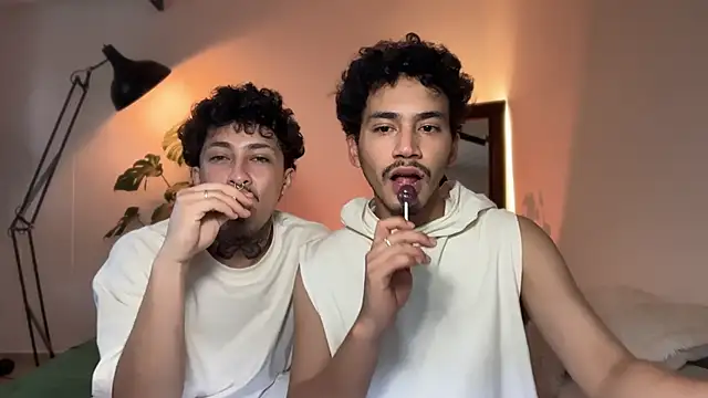 Noah and Steven online show from 05.08.26
