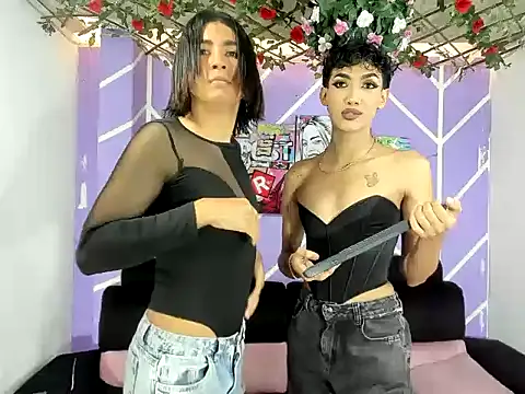 DAHNE HOT  online show from 04.27.26