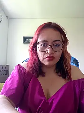 Snapshot of Amaranta-Luque chatting on 04.25.26 Amaranta-Luque online show from 04.25.26