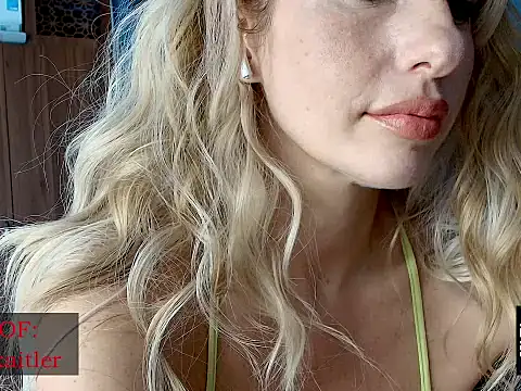 Snapshot of _horny_sexy_ chatting on 09.18.25 horny sexy online show from 09.18.25