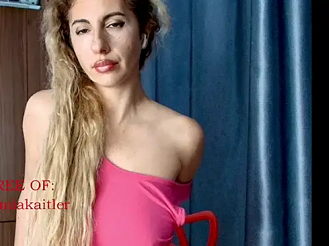 Snapshot of _horny_sexy_ chatting on 10.16.25 horny sexy online show from 10.16.25