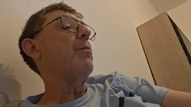 Snapshot of Titeuf_83 chatting on 07.10.26 Titeuf 83 online show from 07.10.26