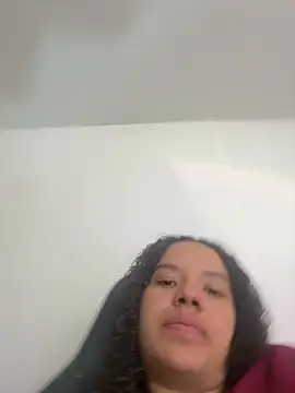 Snapshot of NereaAndAisha chatting on 05.17.26 NereaAndAisha online show from 05.17.26
