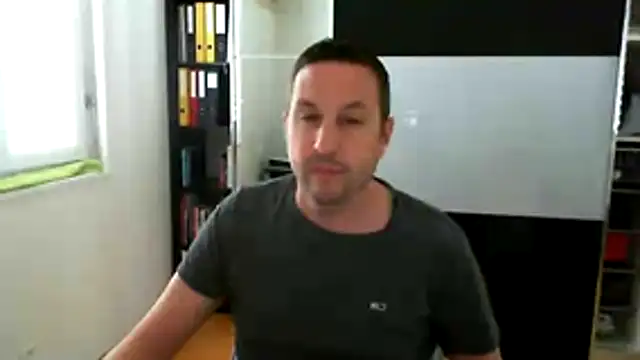 FeelFree88-ZH online show from 04.24.26