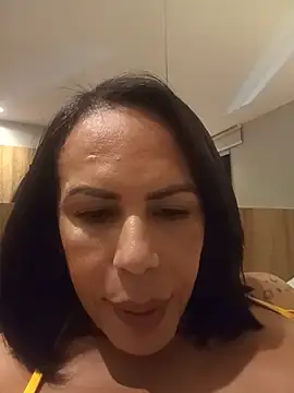 bonequinhalu online show from 05.18.26