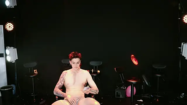 Zouzouboy-001 online show from 04.20.26